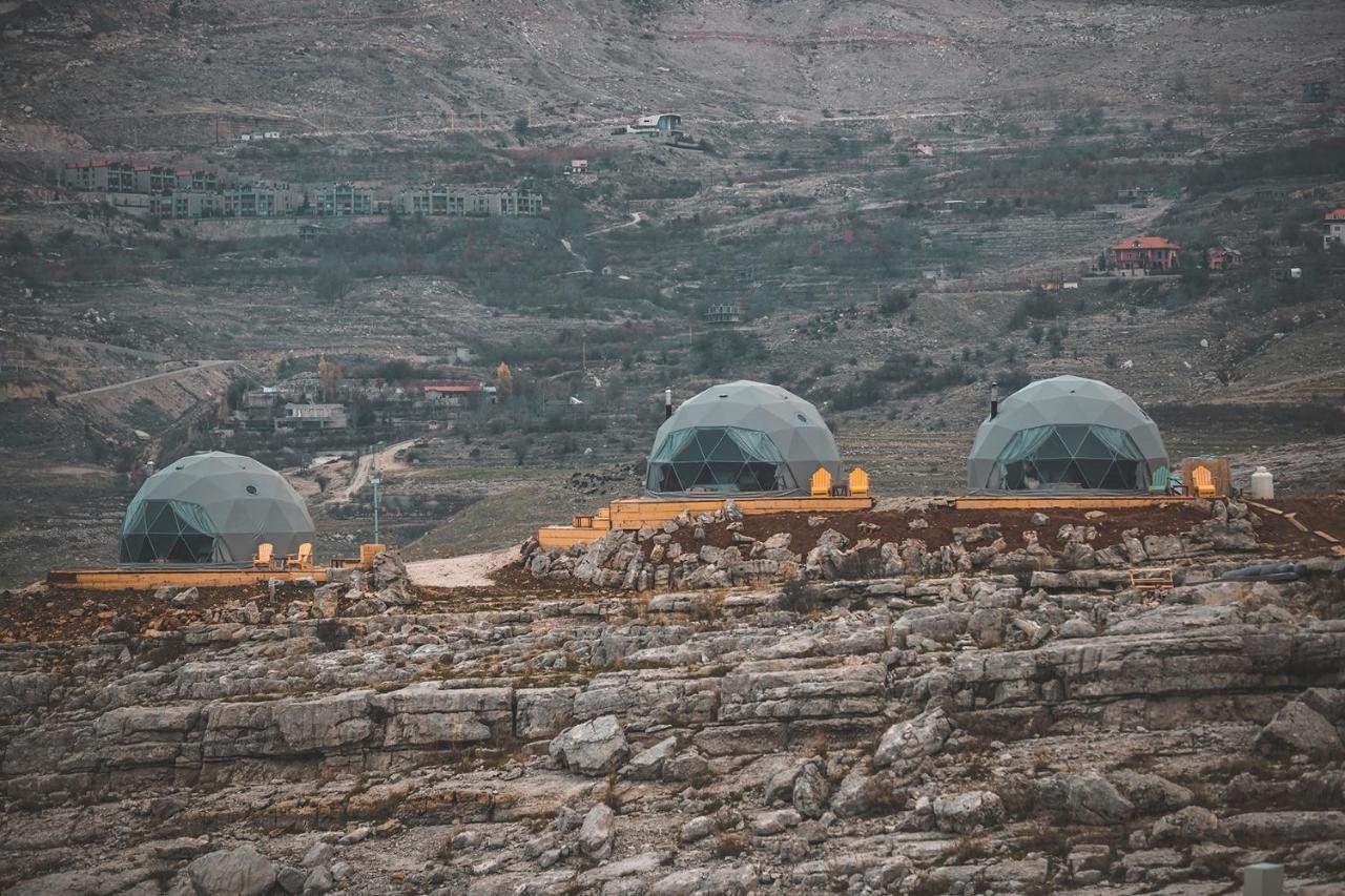 Odom Retreat Hotel Mzaar Kfardebian Kültér fotó